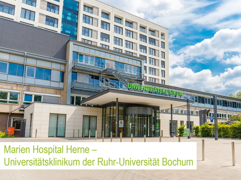 Marien Hospital Herne Gebäudeansicht von vorne 