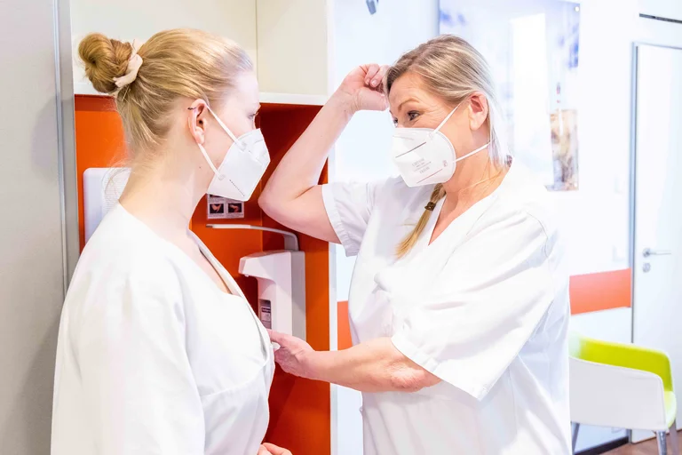 Hygienemanagement in Zeiten von Corona: Händedesinfektion ist hier besonders wichtig