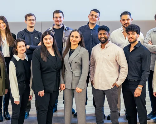 13 Anästhesietechnische Assistenten erhielten nach Ausbildung ihr Examen