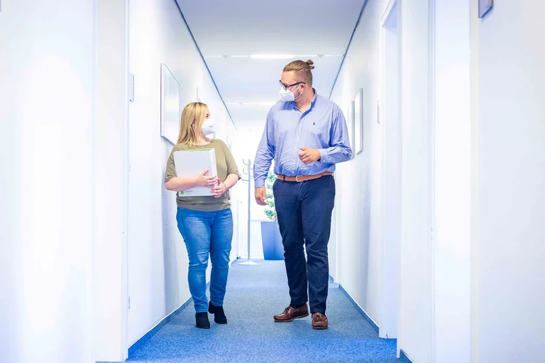 Habne Karriere in der Pflege gemacht: Meike Materna und Benjamin Schuldt