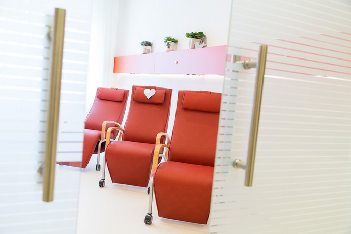 In der Stillberatung des Marien Hospital Witten unterstützten Stillberaterinnen Mütter bei der Ernährung ihres Babys.