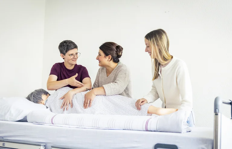 Im Pflegestudium gibt es häufig fachpraktischen Unterricht