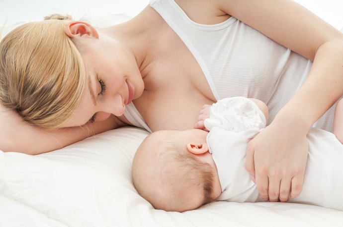 In der Stillberatung des Marien Hospital Herne unterstützten Stillberaterinnen Mütter bei der Ernährung ihres Babys.