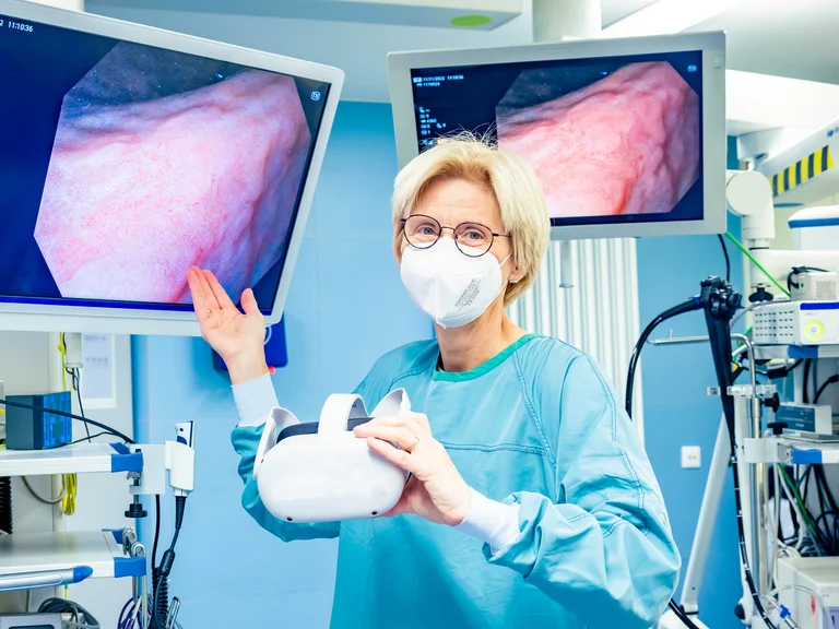 Dr. Monika Engelke