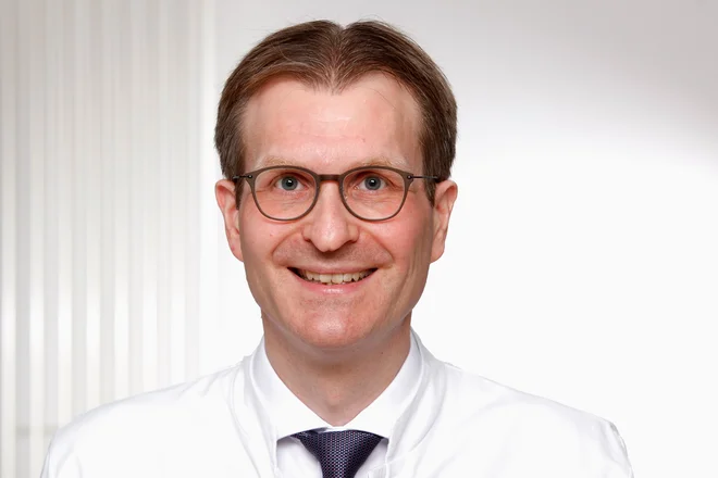 Priv.-Doz. Dr. med. Hans-Jörg Hippe