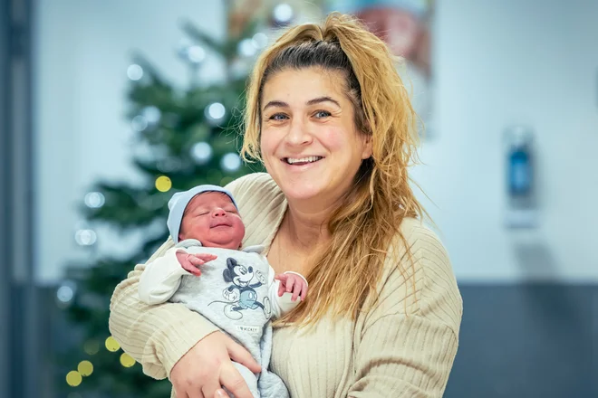 Menekse Görücü mit Siraç