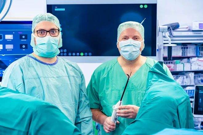 Prof. Dr. Sven Schiermeier (rechts) und sein Team