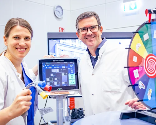 Prof. Dr. Ulrich Frey und Dr. Carla Grundmann