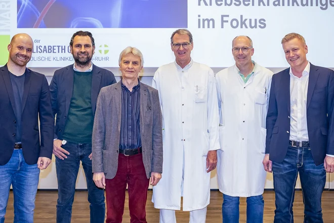  (v. l. n. r.): Priv.-Doz. Dr. Karl Tully, Prof. Dr. Lars Schimmöller, Burkhard Schadomsky, Prof. Dr. Joachim Noldus, Dr. Peter und Priv.-Doz. Dr. Rein-Jueri Palisaar